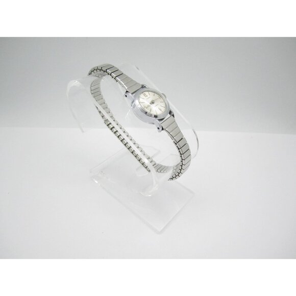 Vtg Women Timex 17 Jewels  Hand Wind Analog 19mm Round Watch (H990) - Picture 5 of 10